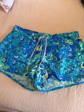 Lilly Pulitzer Blue Green Swirl Luxletic Athletic Shorts